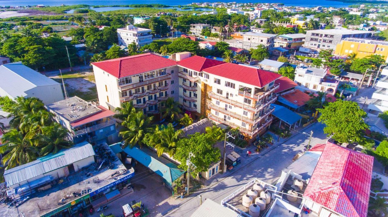 Tropical Palace Hotel サン・ペドロ エクステリア 写真